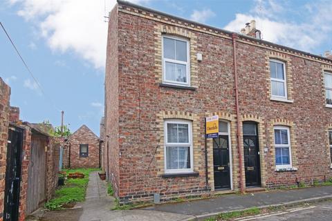 Fern Street, Lord Mayors Walk