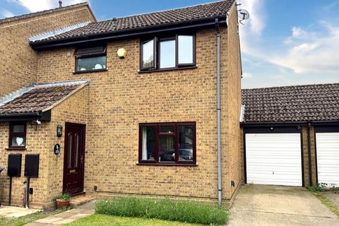 2 bedroom semi-detached house to rent, Lapwing Court, Mildenhall, Suffolk, IP28