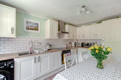 14 Ambergate Close, Redditch, B97 6SR