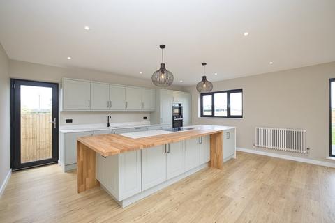 3 bedroom bungalow for sale, Laundry Road, Minster, Ramsgate, Kent, CT12