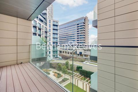 5 bedroom apartment to rent, Sovereign Court, Hammersmith W6