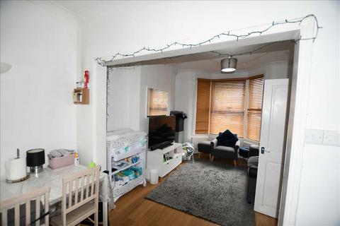 58 Alston Road, London, N18 2LB