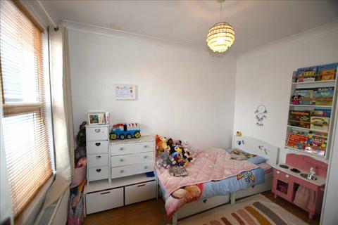 58 Alston Road, London, N18 2LB