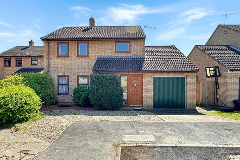 4 bedroom detached house for sale, Melvin Way, Histon, Cambridge