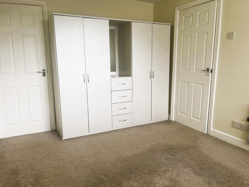 Bedroom .jpeg