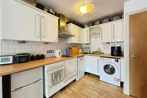 undefined, Baker Street, Hull HU2
