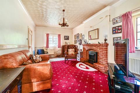 4 bedroom semi-detached house for sale, Minley Road, Camberley GU17