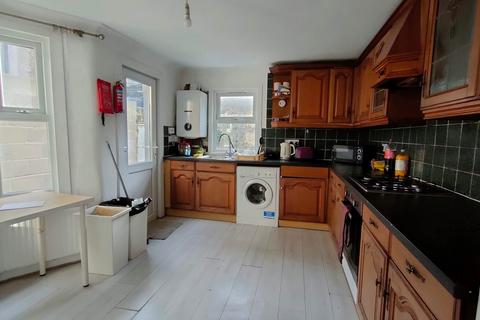 3 bedroom terraced house for sale, Victoria Way, London SE7