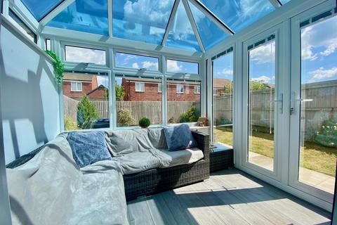 11 Barnsdale Drive, Hampton Gardens, Peterborough, PE7 8LD