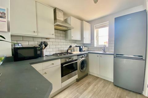 11 Barnsdale Drive, Hampton Gardens, Peterborough, PE7 8LD