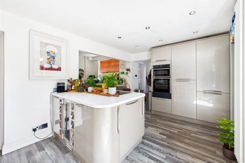 4 bedroom detached house for sale, Avenue Road, Witham, CM8