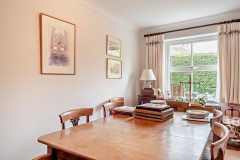 undefined, Breedons Hill, Pangbourne, Berkshire