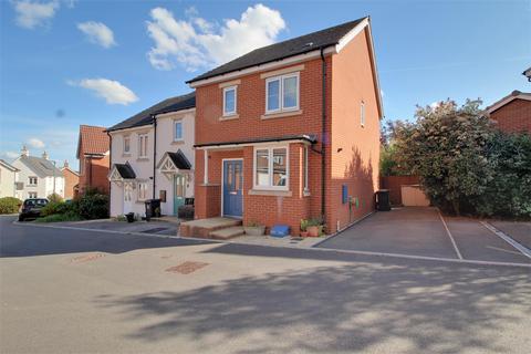 3 bedroom end of terrace house for sale, Drovers Way, Newent