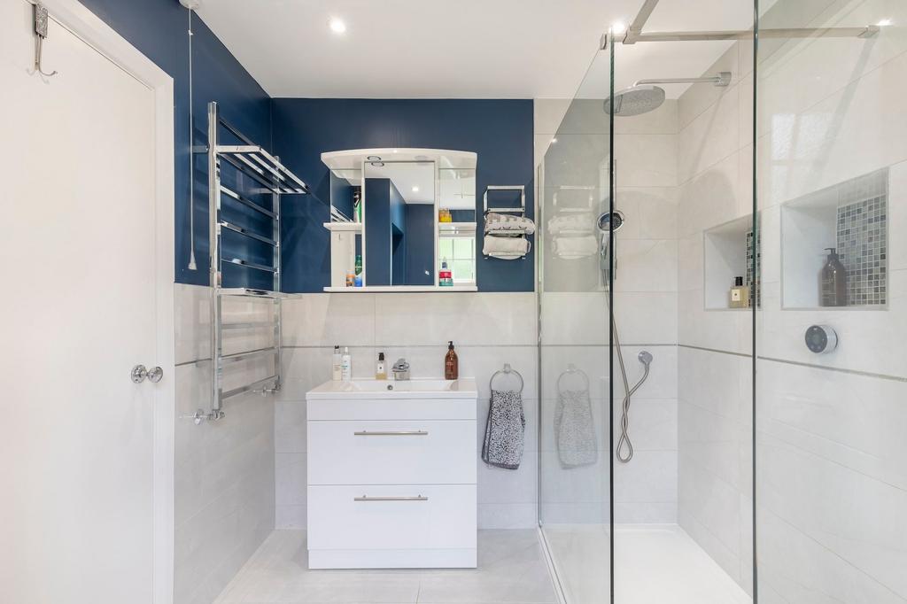 Master en-suite