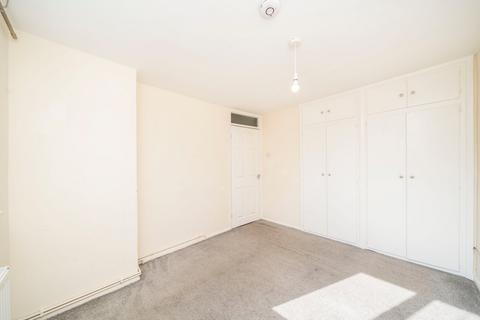 111 Burnt Ash Road, London, SE12 8RA