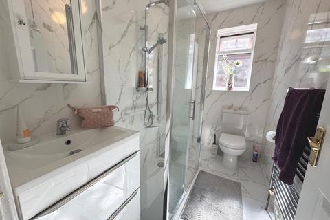 80 Hencroft, Leek, ST13 8EZ