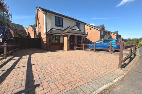 80 Hencroft, Leek, ST13 8EZ