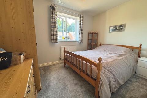 80 Hencroft, Leek, ST13 8EZ
