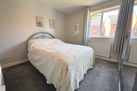 80 Hencroft, Leek, ST13 8EZ