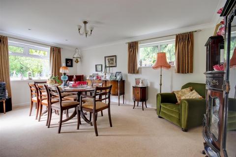 4 bedroom detached house for sale, Carr Lane, Weel, Beverley