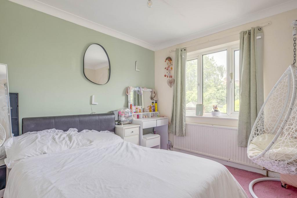 81 Seymour Park Road, SL7 3 ES (LOW RES)-5