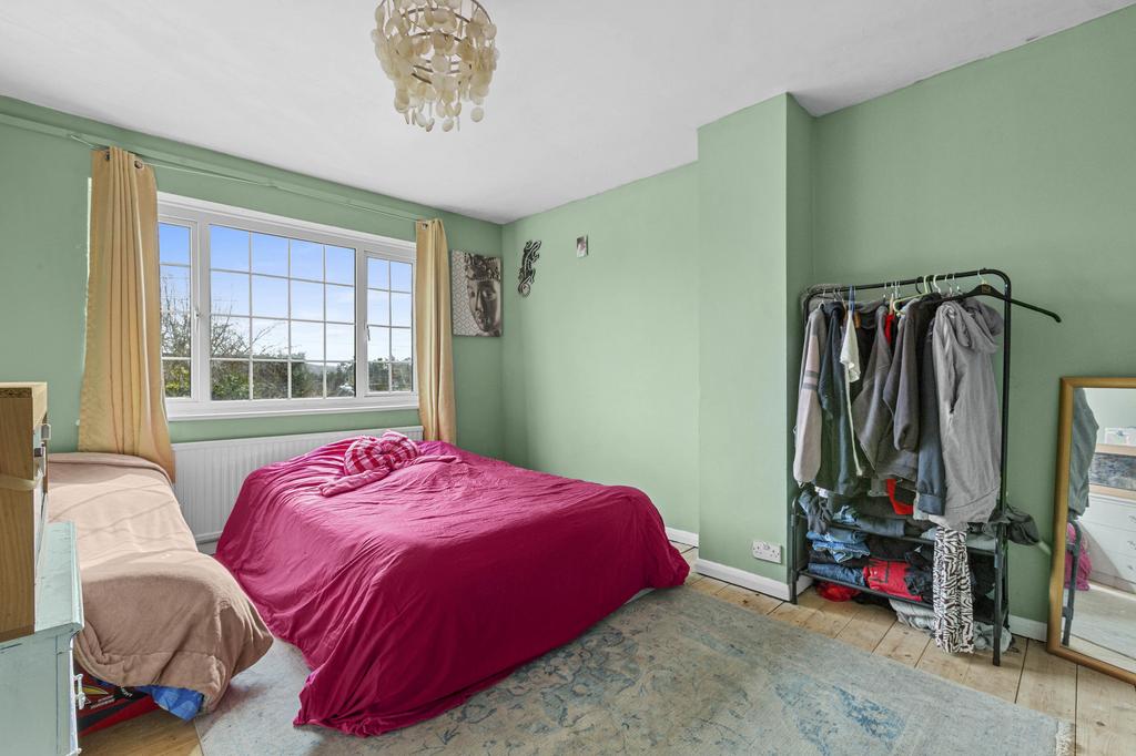 81 Seymour Park Rd, SL7 3 ES (LOW RES)-4