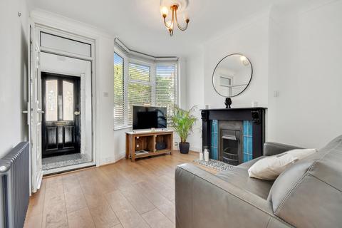 32 Upper Bridge Road, Chelmsford, CM2 0AZ