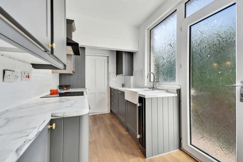 32 Upper Bridge Road, Chelmsford, CM2 0AZ