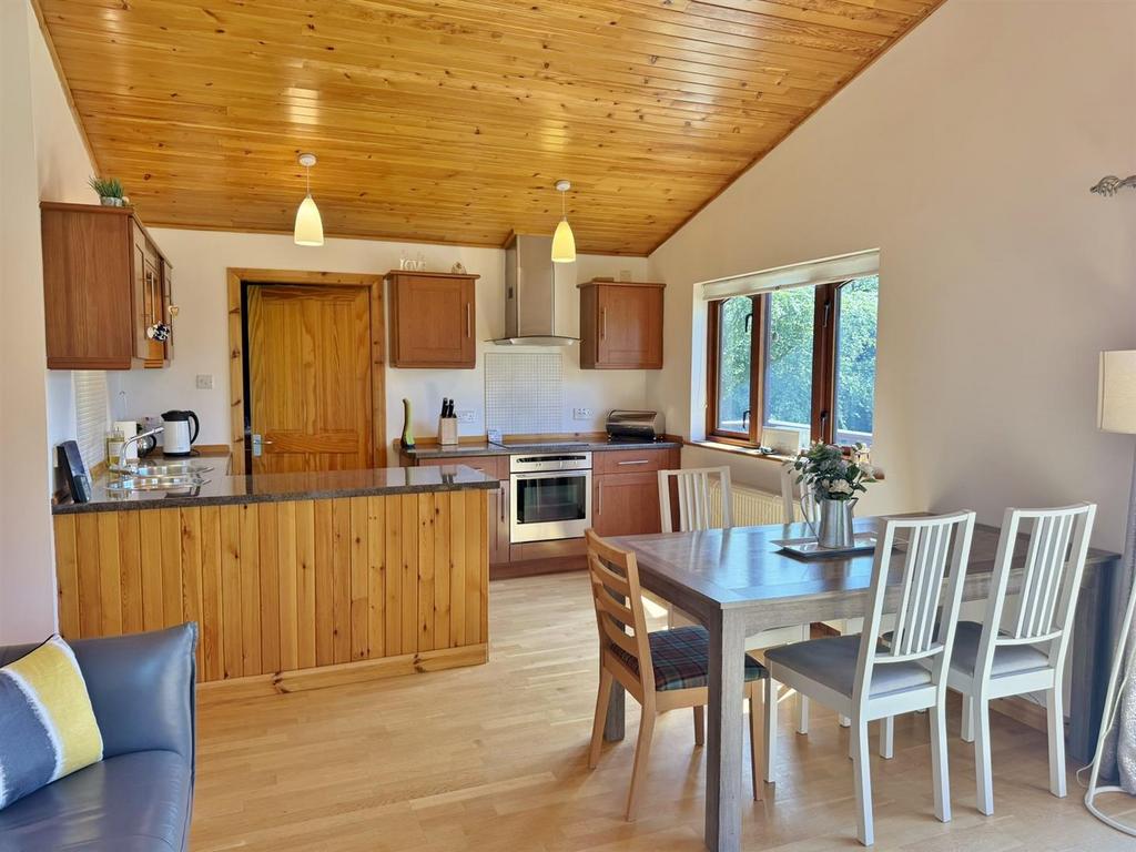 Lounge to kitchen area