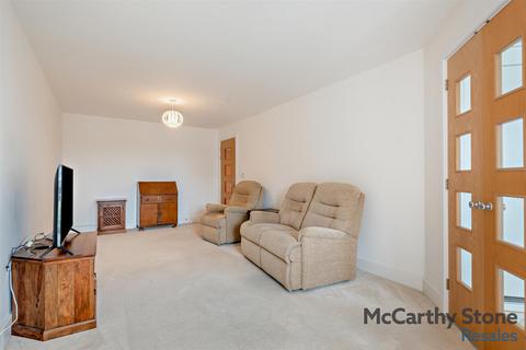 2 bedroom apartment for sale, 101-105 Fleet Road, Fleet