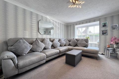 12 Arun Way, Sutton Coldfield, B76 2BQ