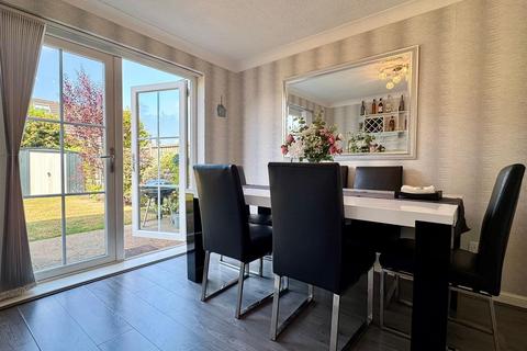 12 Arun Way, Sutton Coldfield, B76 2BQ