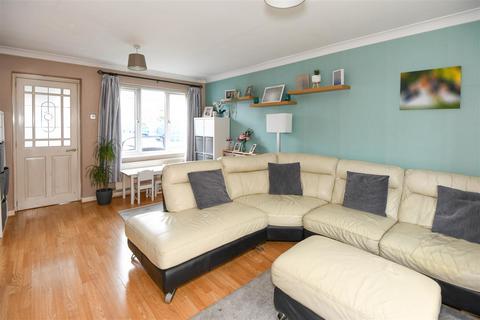 19 Baydon Close, Trowbridge, BA14 0RS