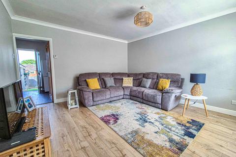 3 bedroom semi-detached house for sale, Hollymount Drive, Moorside, Oldham, OL4