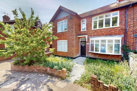 2 bedroom flat for sale, Courtlands Avenue, Kew, Richmond, Surrey TW9