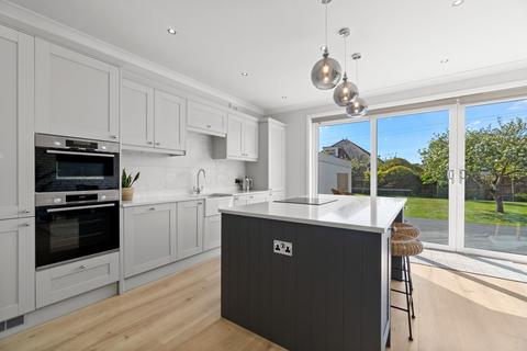 72 Arrol Drive, Ayr, KA7 4AW