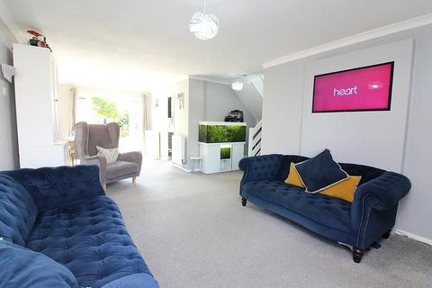 46 Astwick Road, Stotfold, Hitchin, SG5 4AU