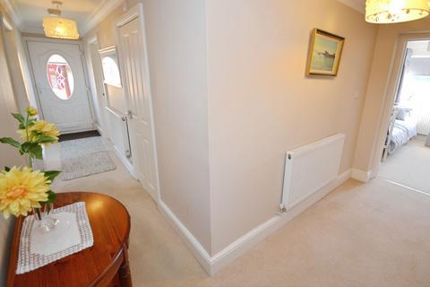 56 Thames Crescent, Corringham, Stanford-le-hope, SS17 9DU