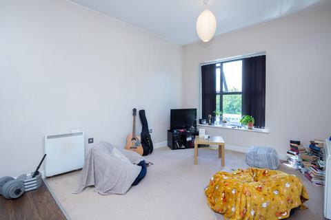 2 bedroom flat for sale, Kiers Court, Bolton BL6