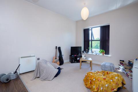 2 bedroom flat for sale, Kiers Court, Bolton BL6