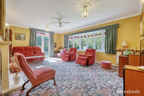 35 Herington Grove, Hutton, Brentwood, CM13 2NW
