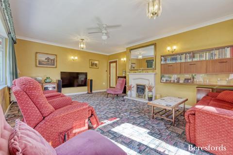 35 Herington Grove, Hutton, Brentwood, CM13 2NW