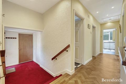35 Herington Grove, Hutton, Brentwood, CM13 2NW