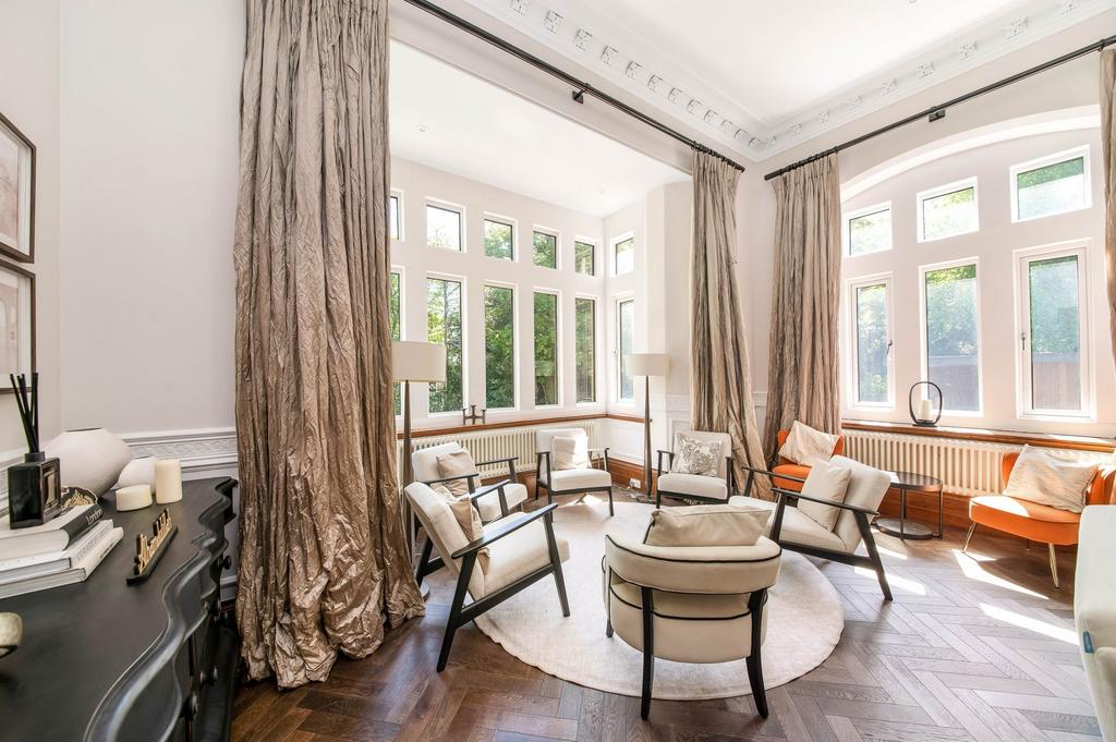 Sitting room