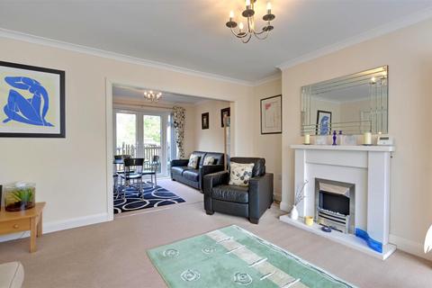16 Lambourne Road, Sunderland, SR2 9BX