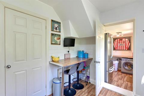 16 Lambourne Road, Sunderland, SR2 9BX