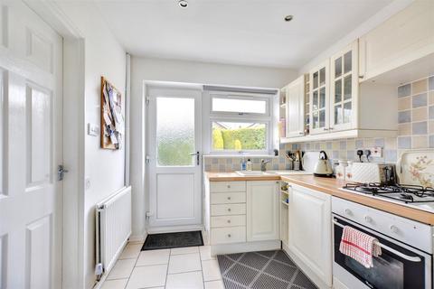 2 bedroom detached bungalow for sale, Brookside Avenue, Wollaton, Nottingham