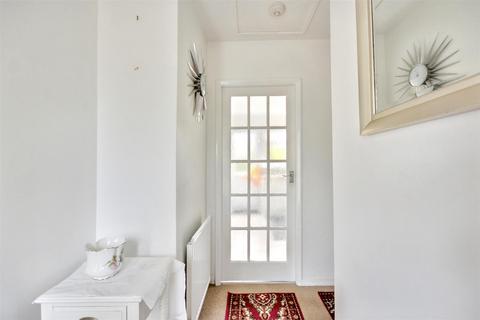 2 bedroom detached bungalow for sale, Brookside Avenue, Wollaton, Nottingham