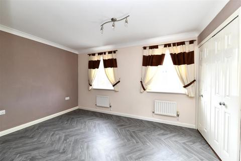 4 bedroom terraced house for sale, Grampian Place, Stevenage