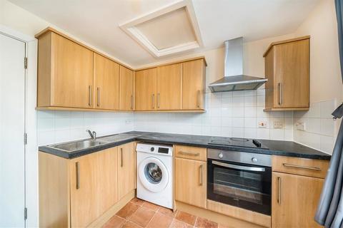 1 bedroom flat to rent, Commercial Road, London E14